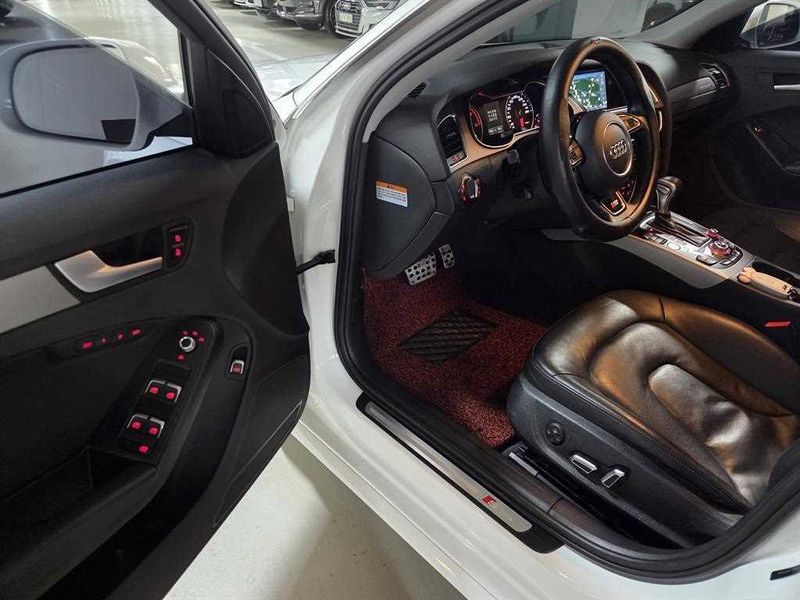 2015 Audi A4 35 TDI Quattro Dynamic B8 photo 10