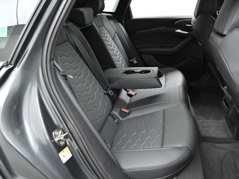 2025 Audi A6 Performance S line photo 12