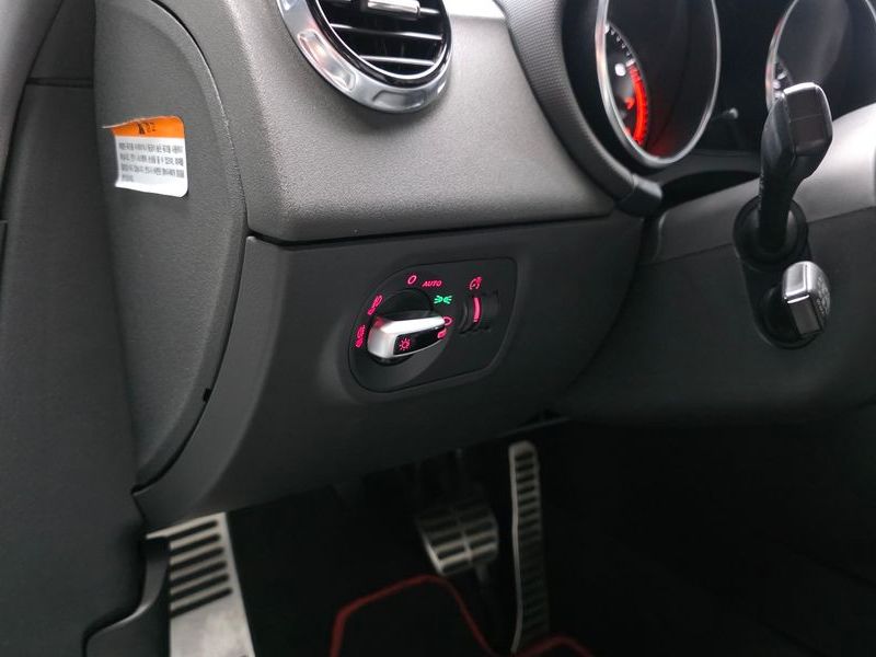 2012 Audi New TT Roadster 2.0 TFSI Quattro 8J photo 14
