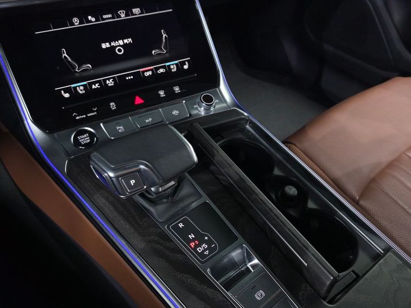 2023 Audi A6 45 TFSI Premium photo 9