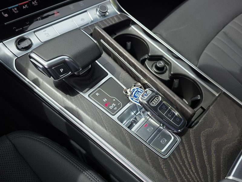 2021 Audi A6 45 TFSI Quattro Premium photo 9