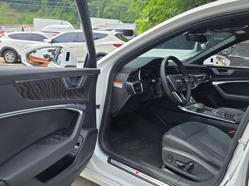 2021 Audi A6 45 TFSI Quattro Premium photo 10