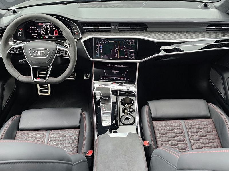 2025 Audi RS6 4.0 TFSI Quattro Avant Performance photo 7