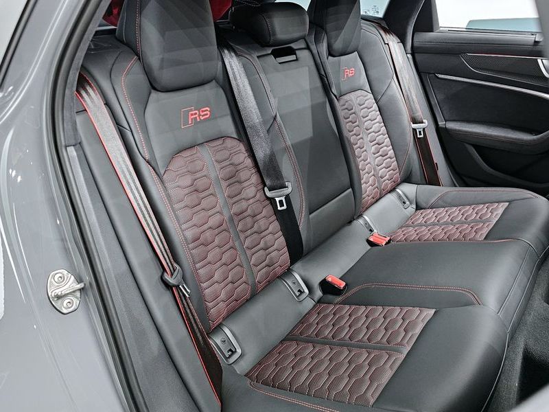 2025 Audi RS6 4.0 TFSI Quattro Avant Performance photo 11