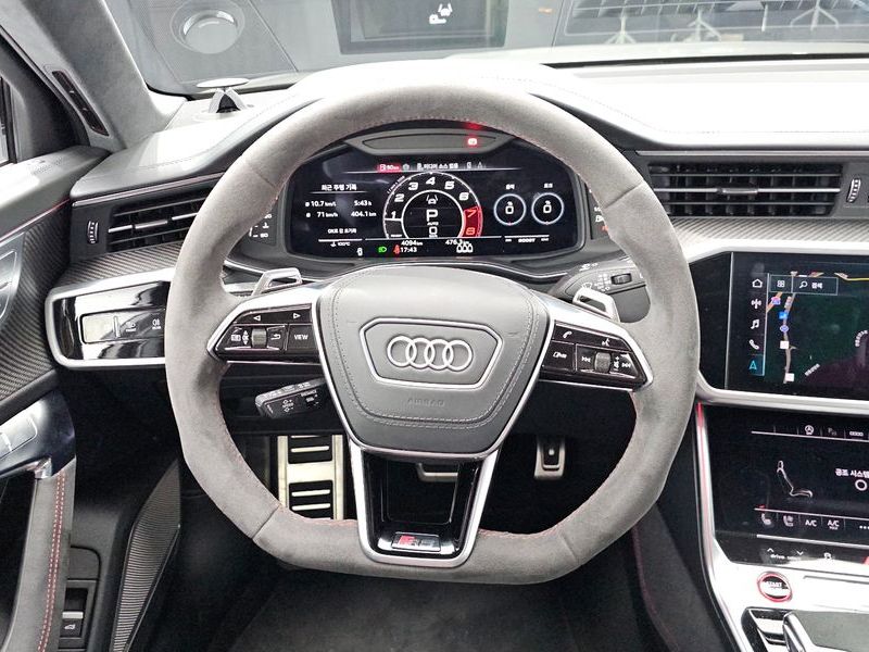 2025 Audi RS6 4.0 TFSI Quattro Avant Performance photo 13