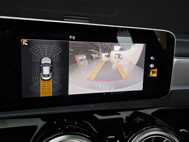 2020 Mercedes-Benz A-Class CLA250 4MATIC photo 16