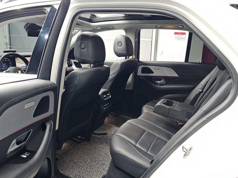 2021 Mercedes-Benz E-Class GLE300d 4MATIC photo 11