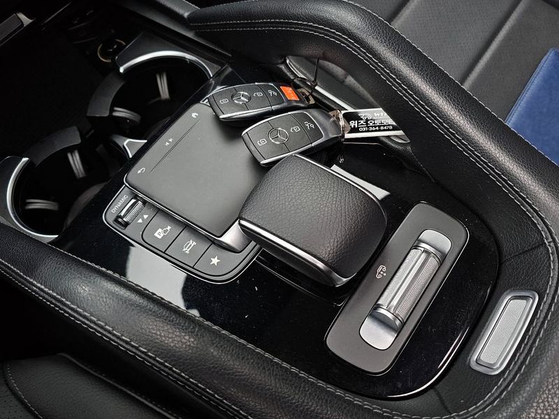 2021 Mercedes-Benz E-Class GLE300d 4MATIC photo 9
