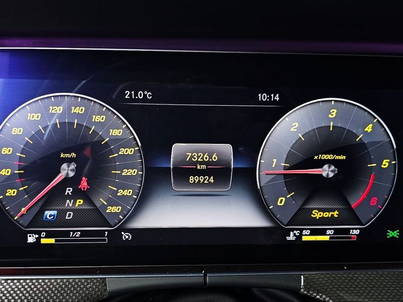 2019 Mercedes-Benz S-Class CLS300d AMG Line photo 8