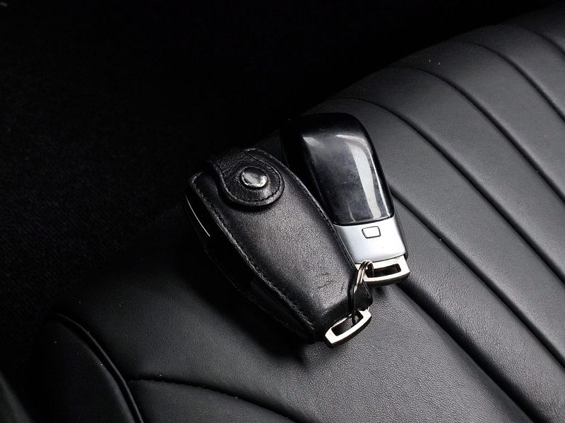 2019 Mercedes-Benz S-Class CLS300d AMG Line photo 27