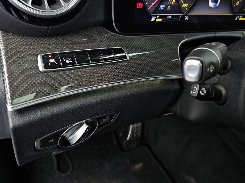 2019 Mercedes-Benz S-Class CLS300d AMG Line photo 29