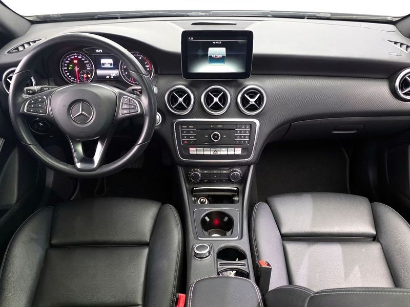 2018 Mercedes-Benz A-Class A200 photo 7