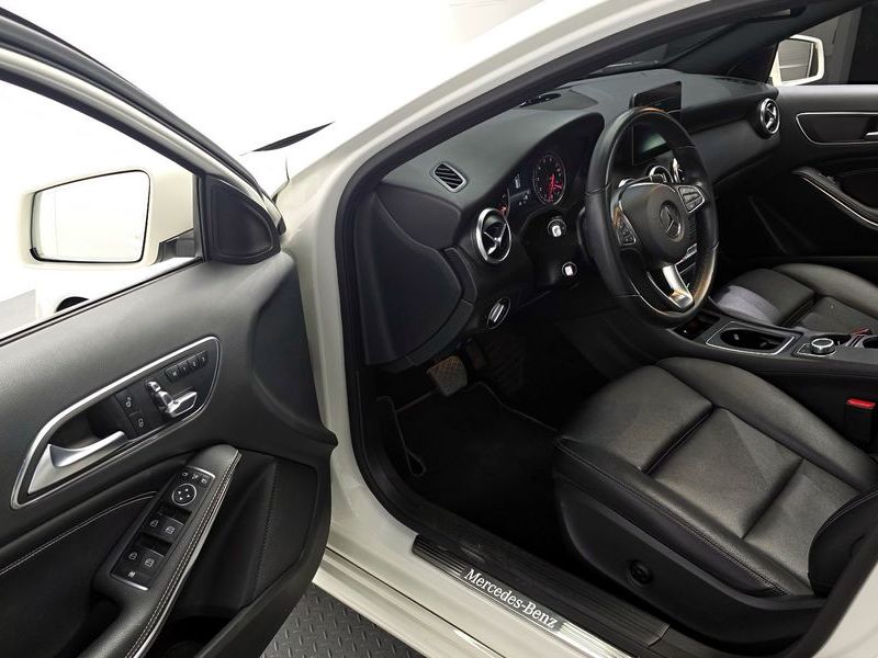 2018 Mercedes-Benz A-Class A200 photo 10