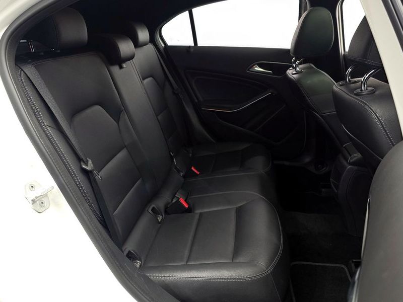 2018 Mercedes-Benz A-Class A200 photo 11