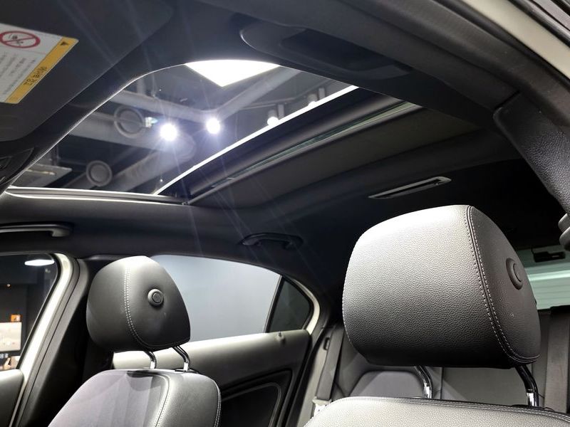 2018 Mercedes-Benz A-Class A200 photo 16