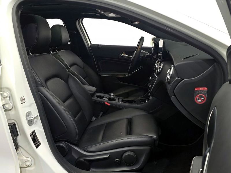 2018 Mercedes-Benz A-Class A200 photo 26