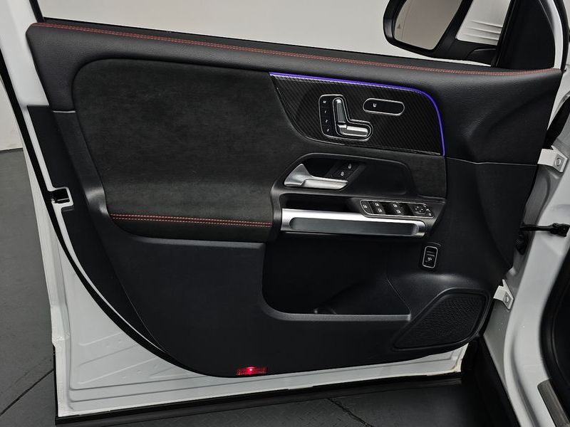 2023 Mercedes-Benz B-Class GLB250 4MATIC photo 24