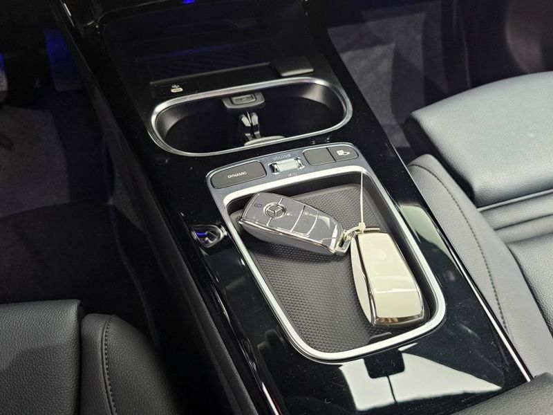 2025 Mercedes-Benz A-Class A220 Hatchback photo 9