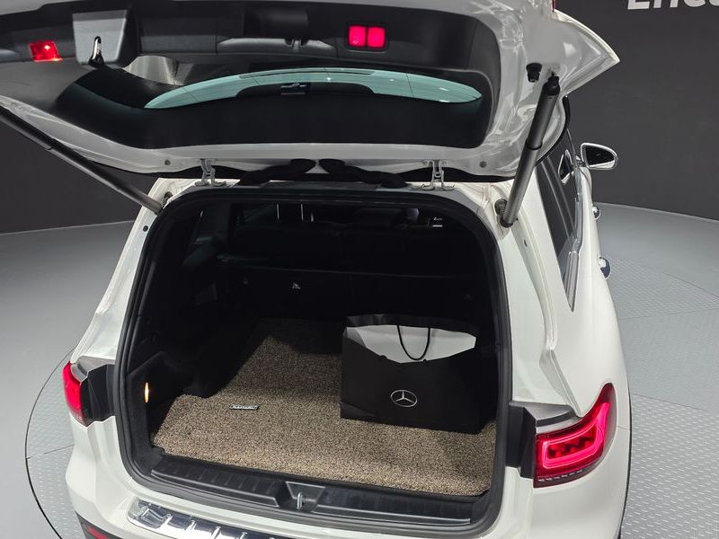 2021 Mercedes-Benz B-Class GLB220 photo 20