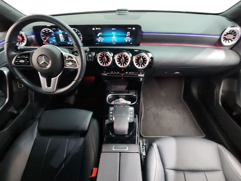 2022 Mercedes-Benz A-Class A220 Sedan photo 7