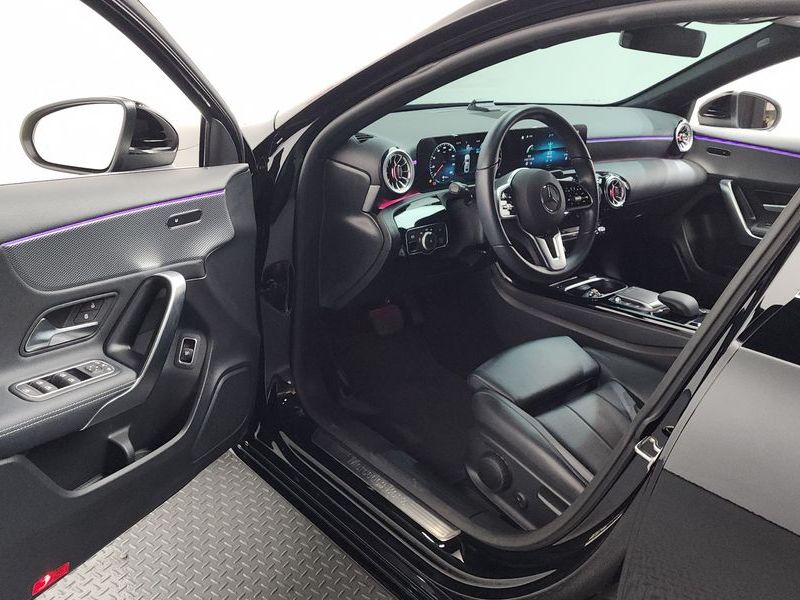 2022 Mercedes-Benz A-Class A220 Sedan photo 10
