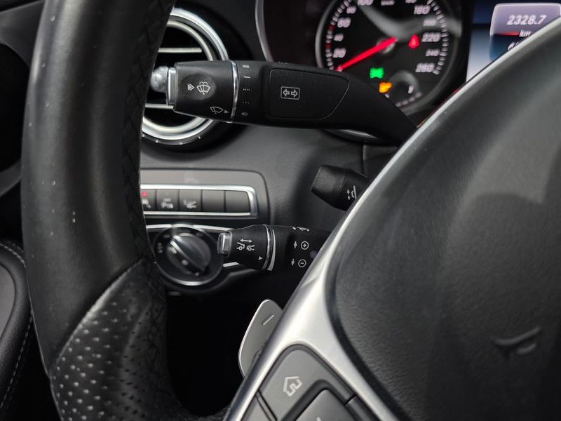 2018 Mercedes-Benz C-Class C350e photo 15