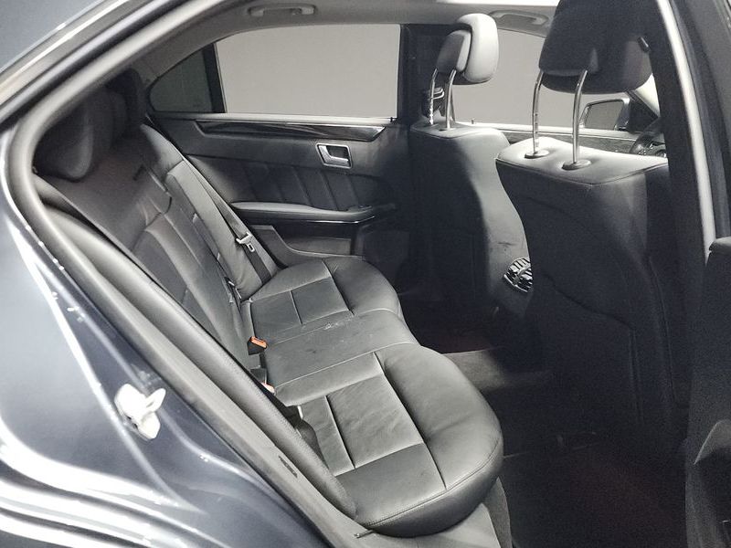 2013 Mercedes-Benz E-Class E220 CDI Avantgarde photo 12