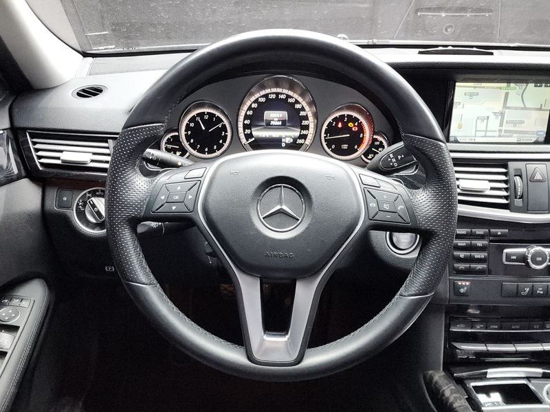 2013 Mercedes-Benz E-Class E220 CDI Avantgarde photo 13
