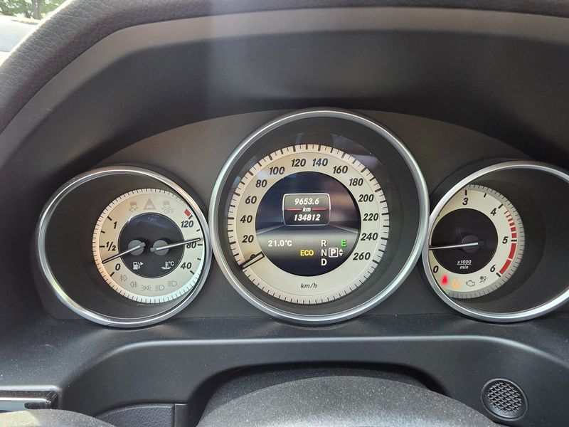 2014 Mercedes-Benz E-Class E220 CDI Avantgarde photo 8