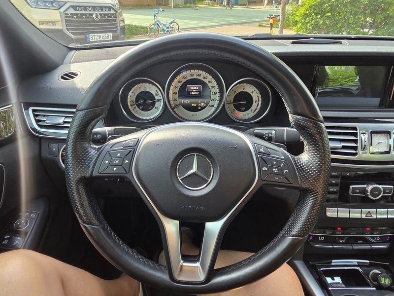 2014 Mercedes-Benz E-Class E220 CDI Avantgarde photo 13