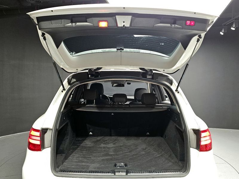 2019 Mercedes-Benz C-Class GLC300 4MATIC photo 20