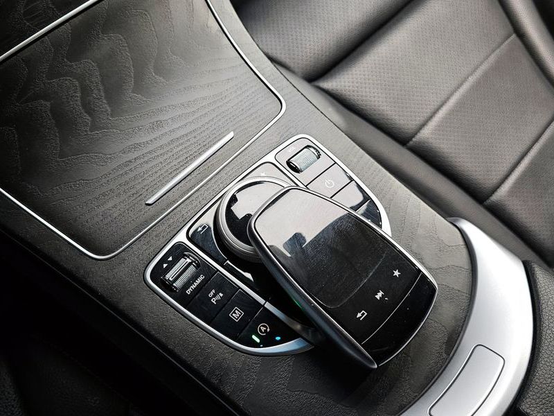 2019 Mercedes-Benz C-Class GLC300 4MATIC photo 27