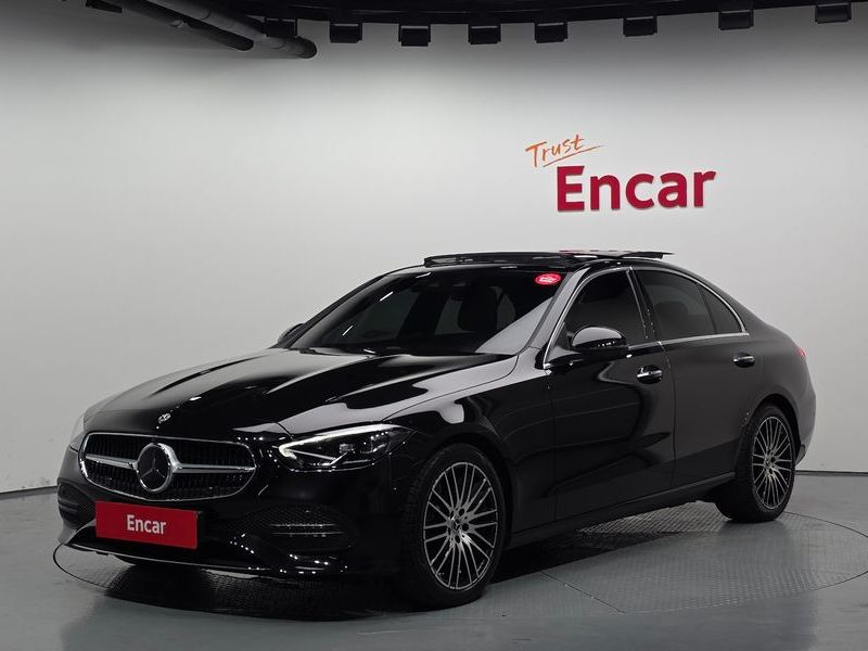 2024 Mercedes-Benz C-Class C300 4MATIC Avantgarde photo 1