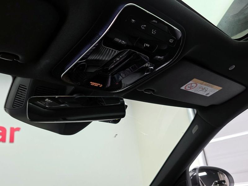 2024 Mercedes-Benz C-Class C300 4MATIC Avantgarde photo 19