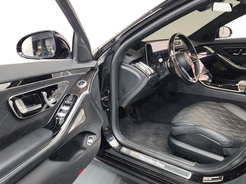 2022 Mercedes-Benz S-Class S580L 4MATIC photo 10