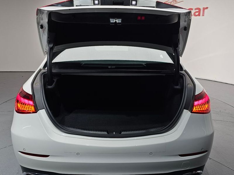 2023 Mercedes-Benz C-Class C200 Avantgarde photo 20