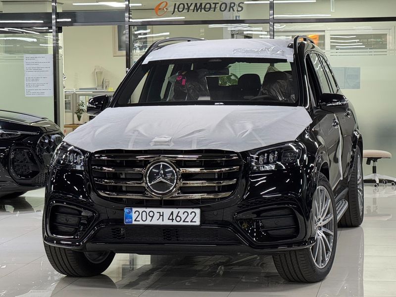 2026 Mercedes-Benz S-Class GLS450 4MATIC photo 1