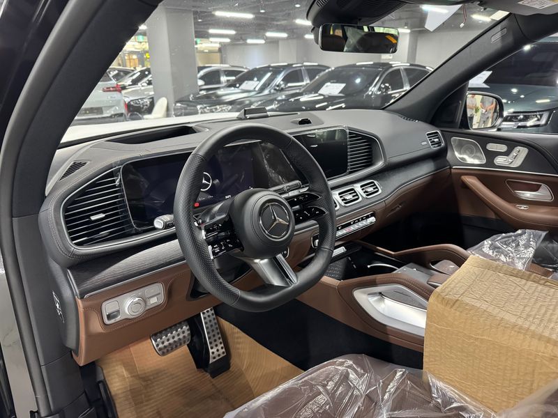 2026 Mercedes-Benz S-Class GLS450 4MATIC photo 12