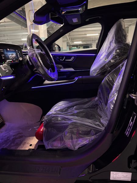 2026 Mercedes-Benz E-Class E300 4MATIC AMG Line photo 7