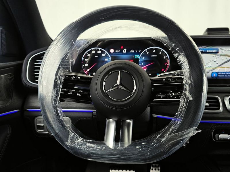 2026 Mercedes-Benz S-Class GLS450 4MATIC photo 13