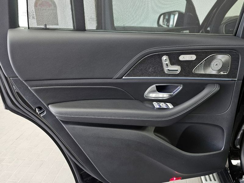2026 Mercedes-Benz S-Class GLS450 4MATIC photo 25