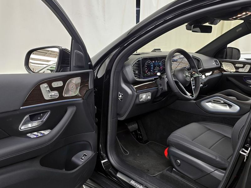 2026 Mercedes-Benz E-Class GLE450d 4MATIC Coupe photo 10