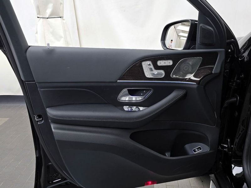 2026 Mercedes-Benz E-Class GLE450d 4MATIC Coupe photo 24