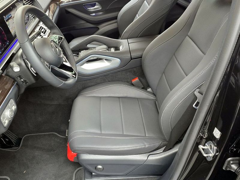 2026 Mercedes-Benz E-Class GLE450d 4MATIC Coupe photo 30