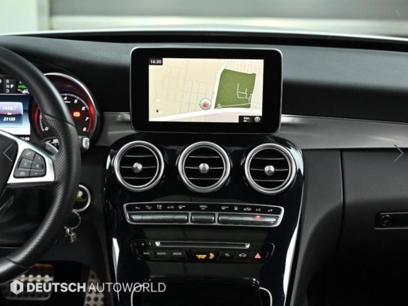 2018 Mercedes-Benz C-Class C350e photo 14