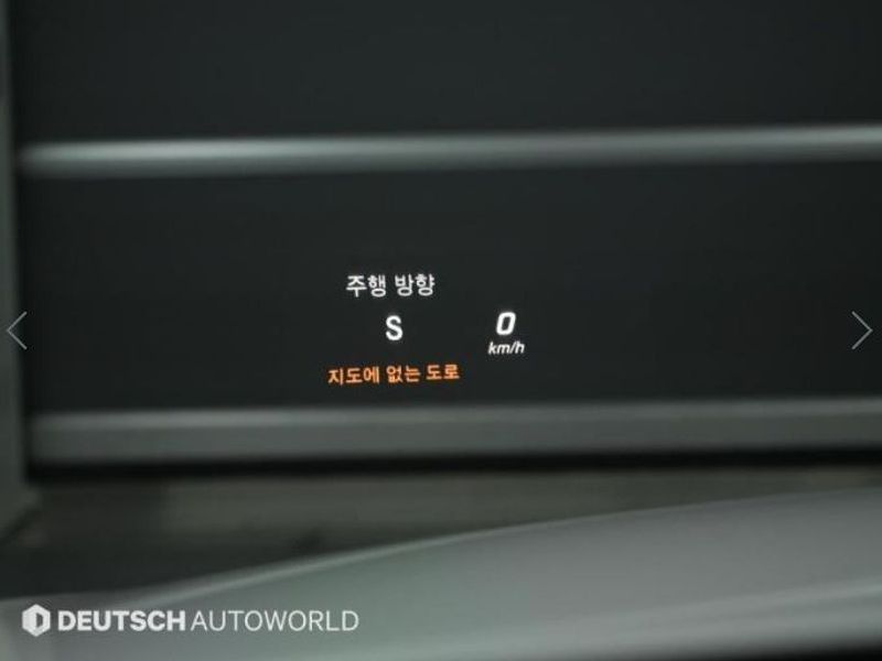 2018 Mercedes-Benz C-Class C350e photo 17
