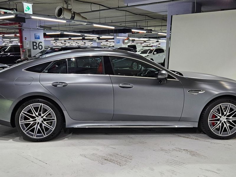 2025 Mercedes-Benz AMG GT 4Door 43 4MATIC+ photo 9