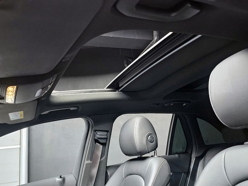 2020 Mercedes-Benz C-Class GLC220 d 4MATIC photo 18