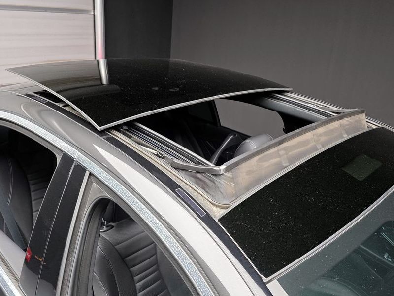 2022 Mercedes-Benz E-Class E350 4MATIC AMG Line photo 19