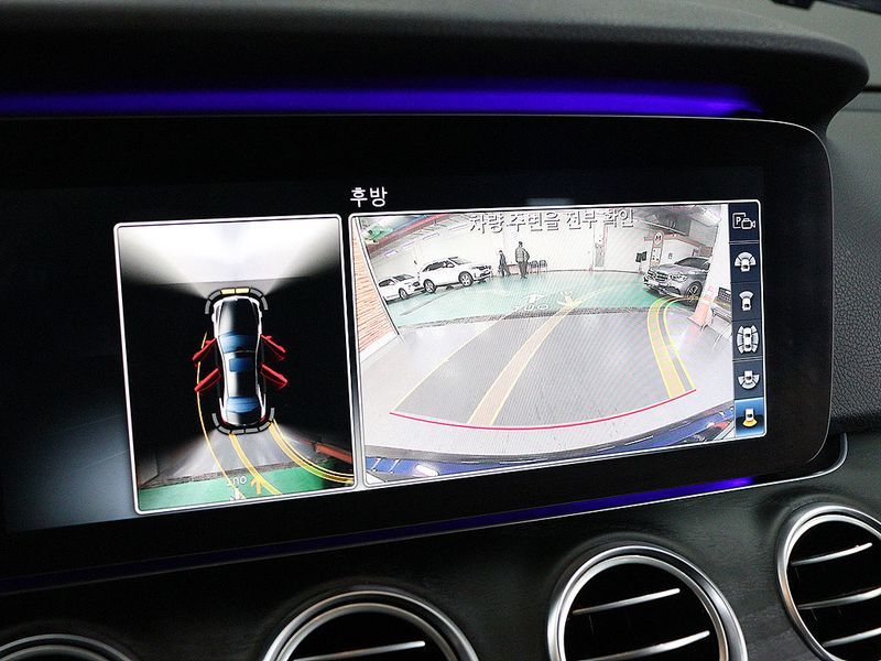 2017 Mercedes-Benz E-Class E300 Avantgarde photo 10